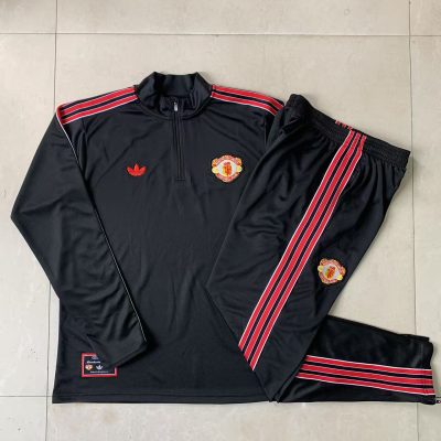 Alternative view of Kids Manchester United Training Kit (Sweatshirt+Pants) Black 2025/26