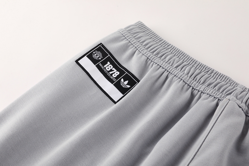 Manchester United Hoodie Training Kit (Sweatshirt+Pants) Grey 2025/26 - Image 4