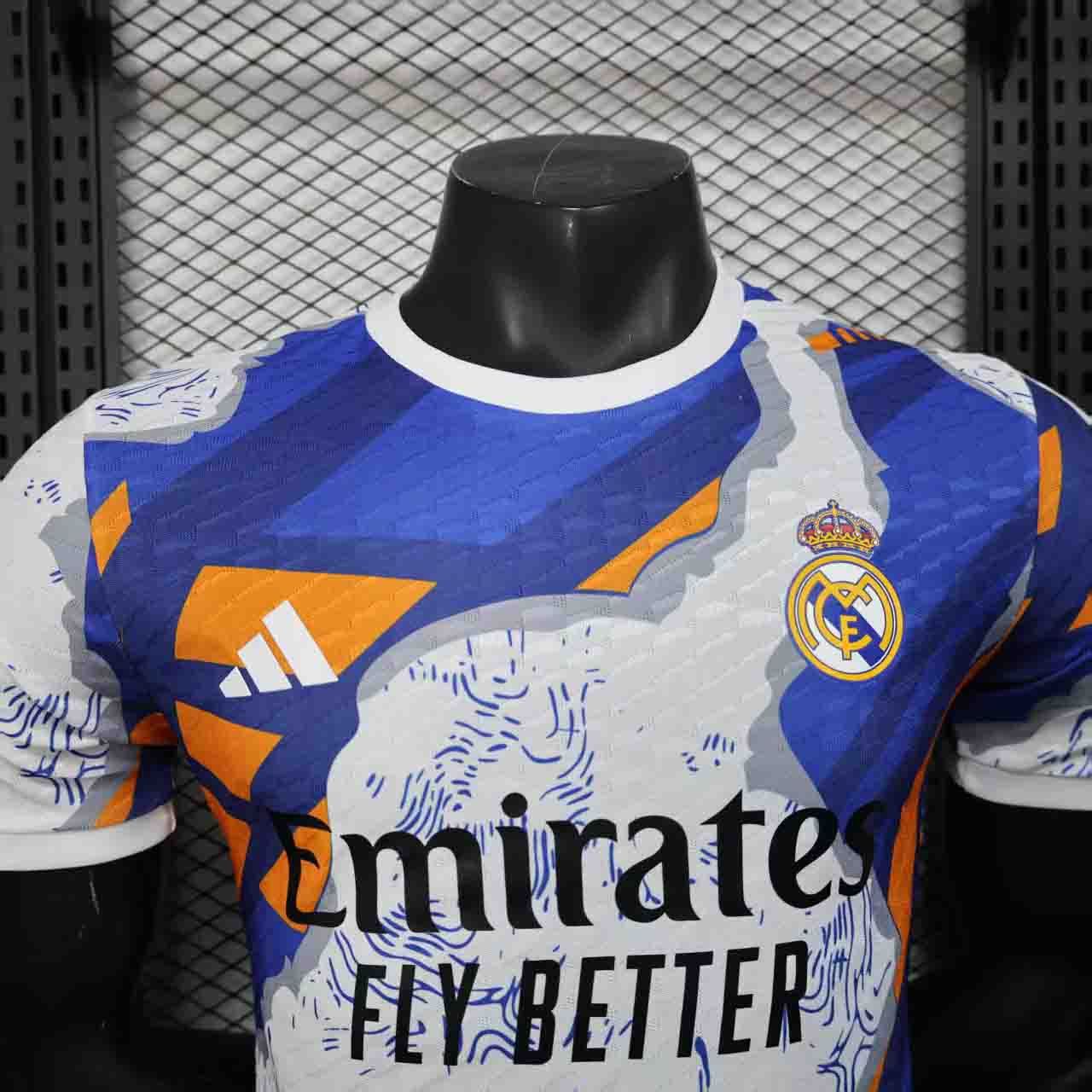 Real Madrid Soccer Jersey Special Edition Shirt 2025/26 - Image 3