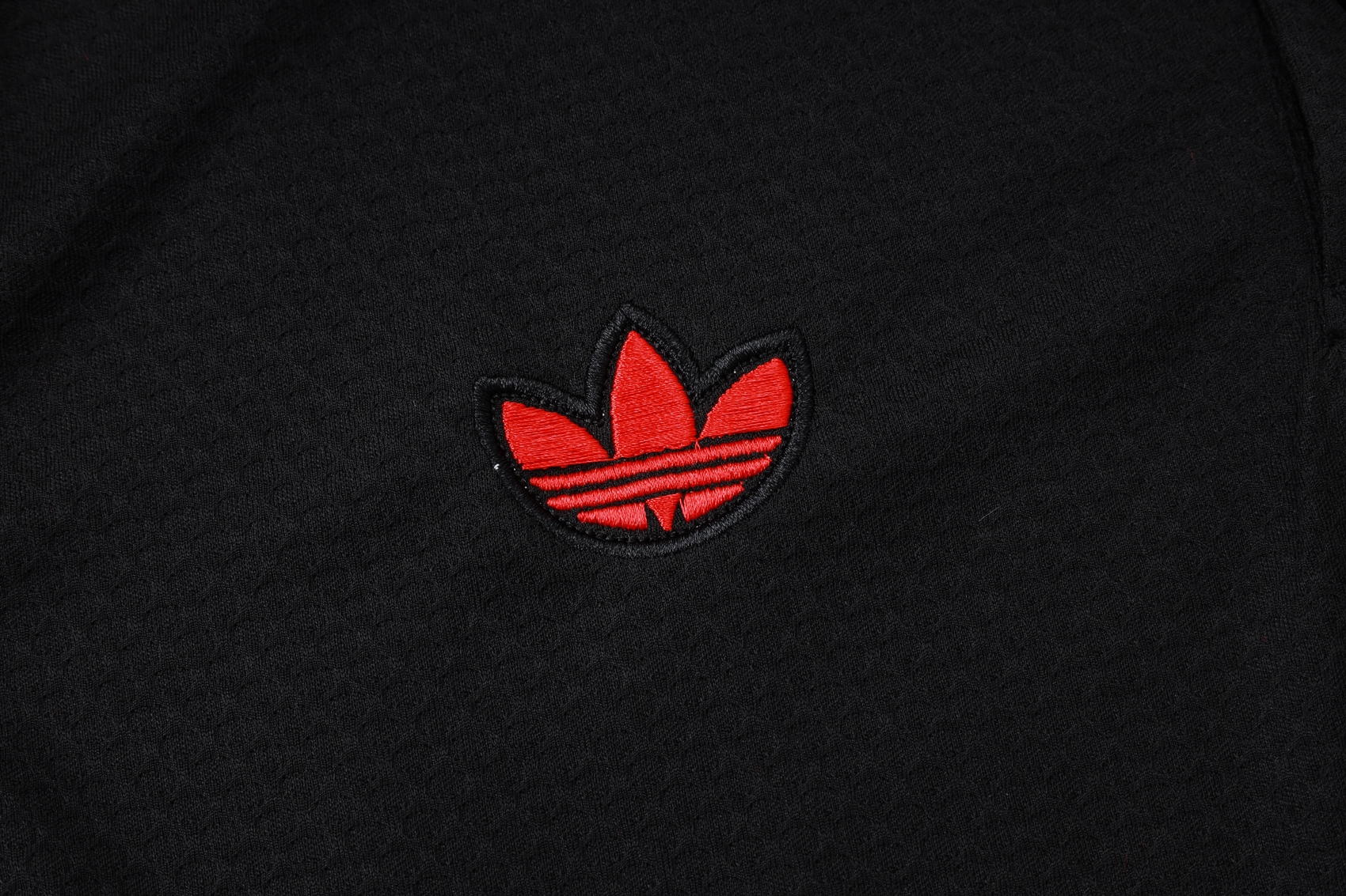 Manchester United Training Kit (Polo+Pants) Black 2025/26 - Image 3