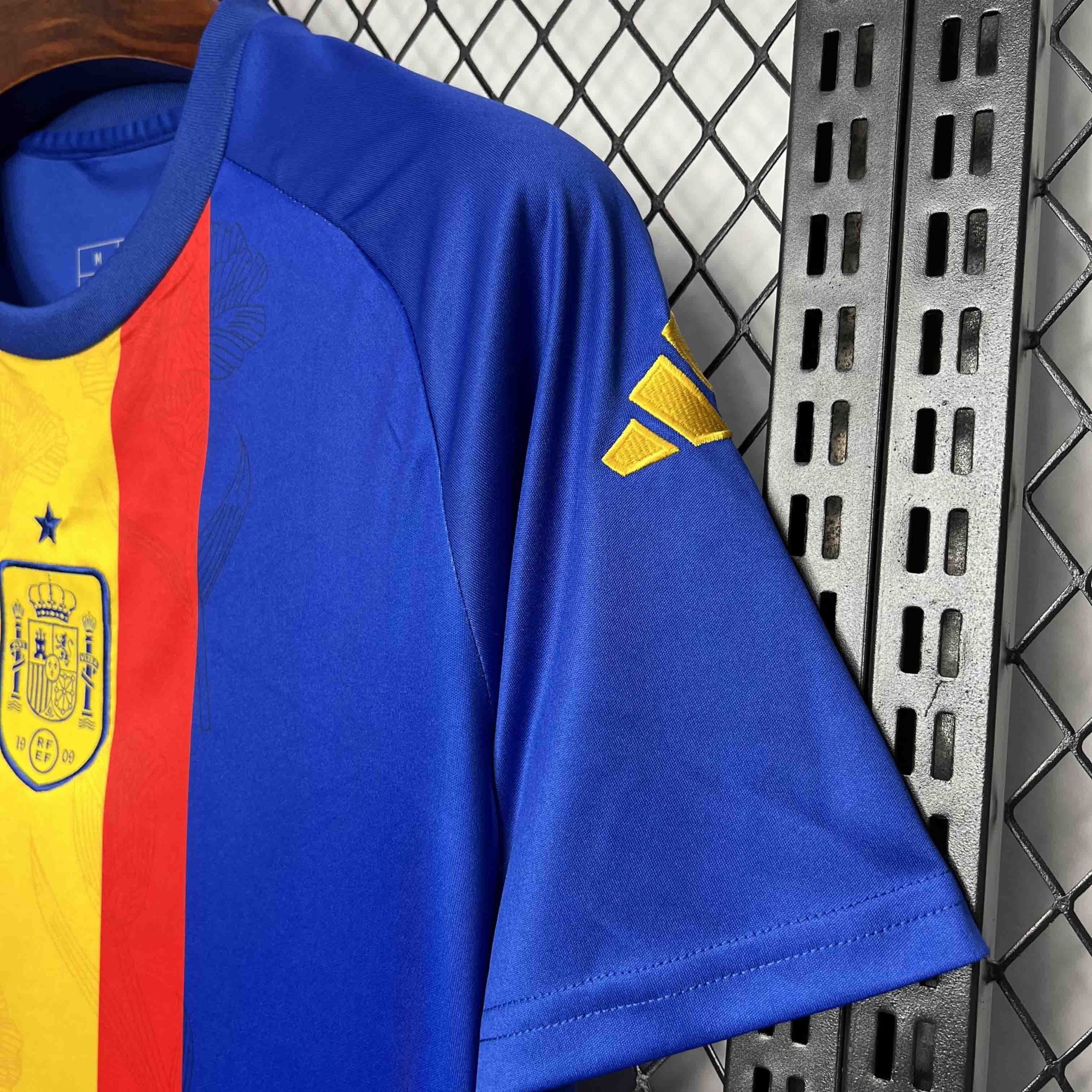 Spain Soccer Jersey Training Custom Shirt 2024 - Image 4