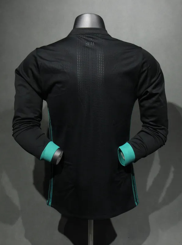 Real Madrid Retro Jersey Away Long Sleeve Soccer Shirt 2017/18 - Image 2
