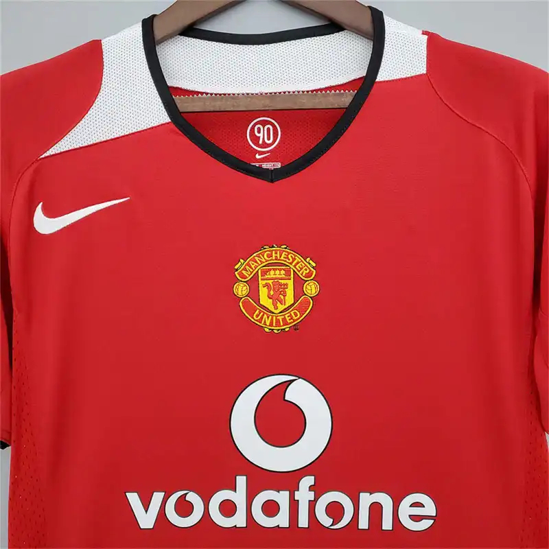Manchester United Retro Home Football Jersey Shirt 2004/06 - Image 5