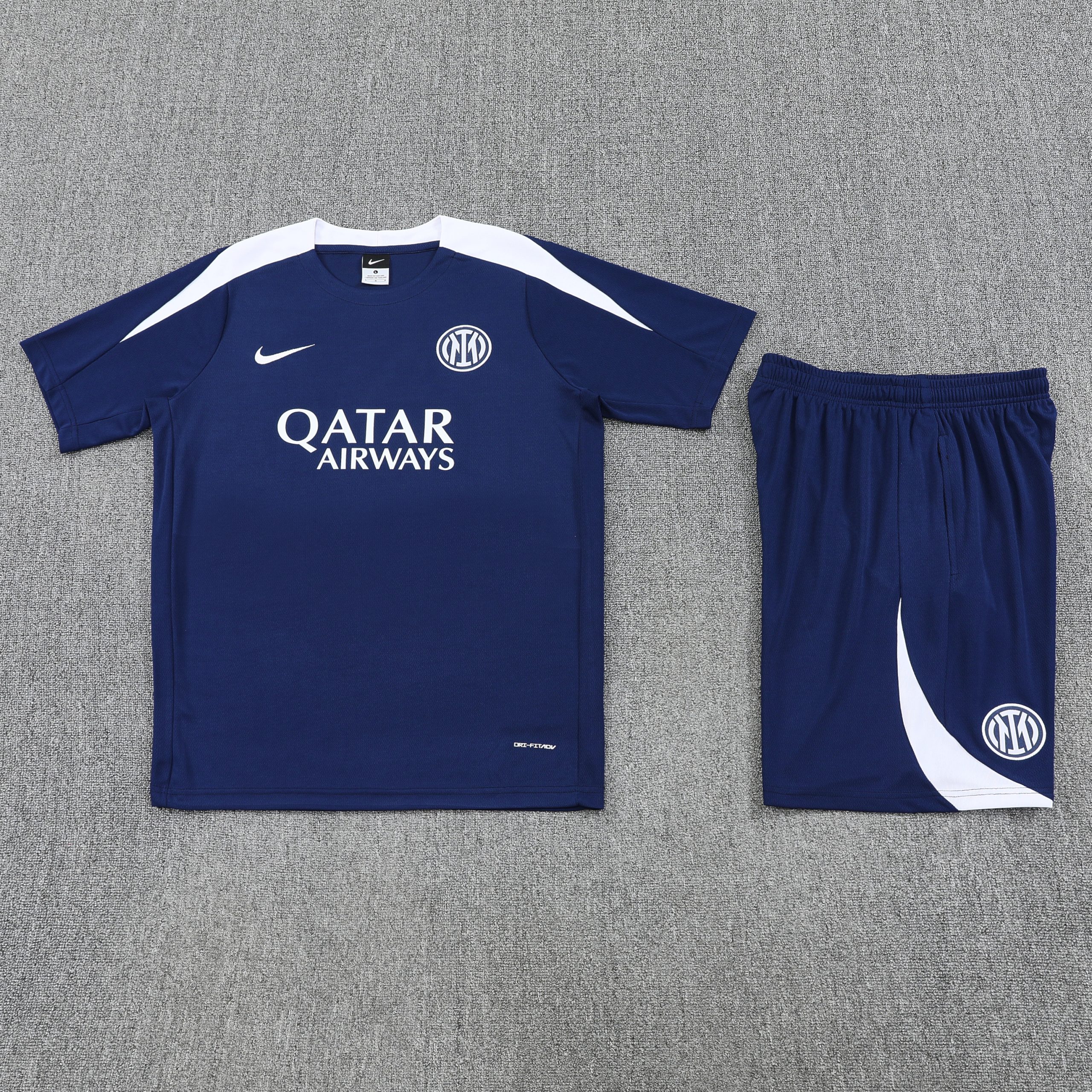 Inter Milan Training Jersey Kit Blue 2025/26 - Image 4