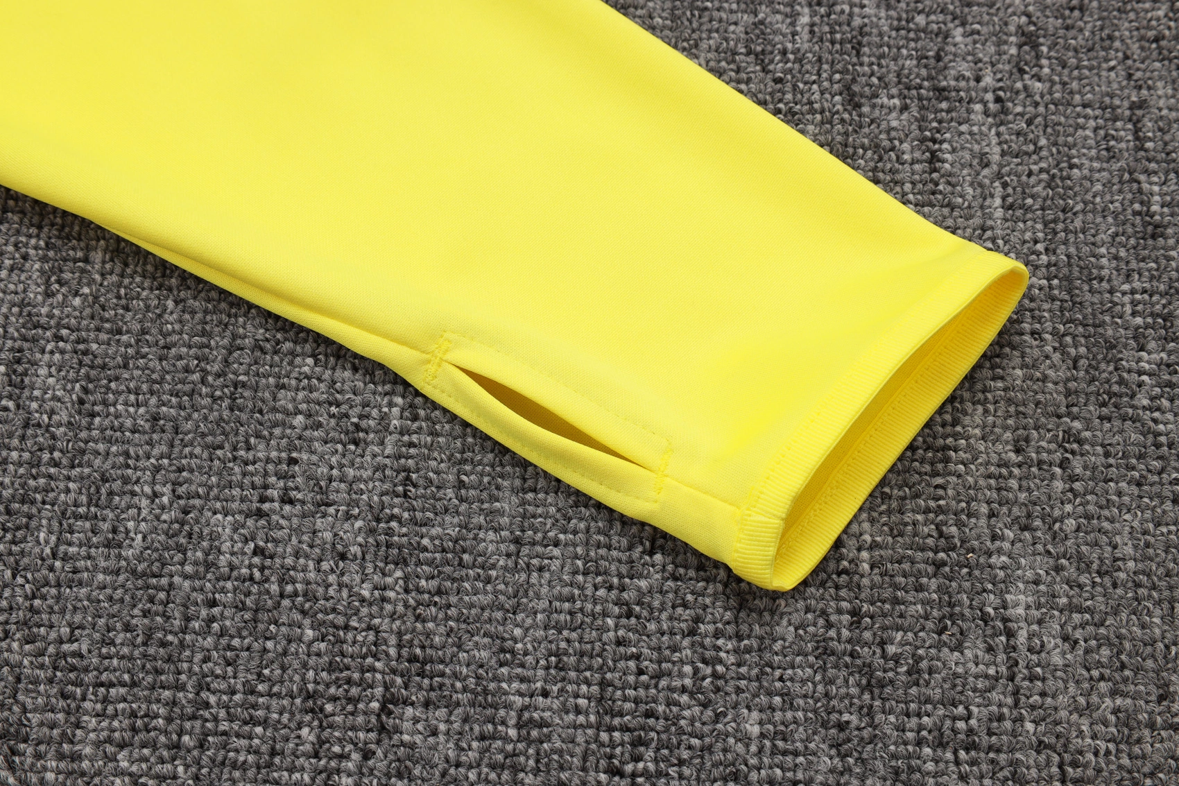 Real Madrid Training Kit (Sweatshirt+Pants) Dark Grey 2025/26 - Image 3