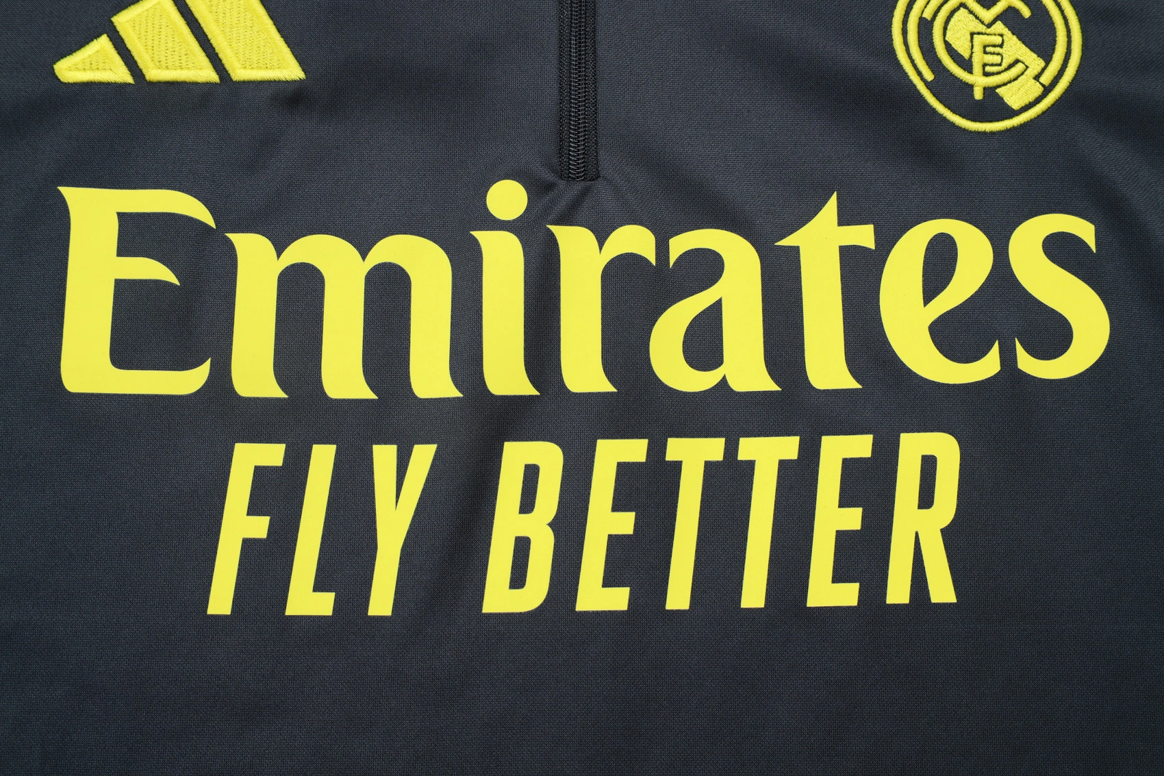 Real Madrid Training Kit (Sweatshirt+Pants) Dark Grey 2025/26 - Image 6