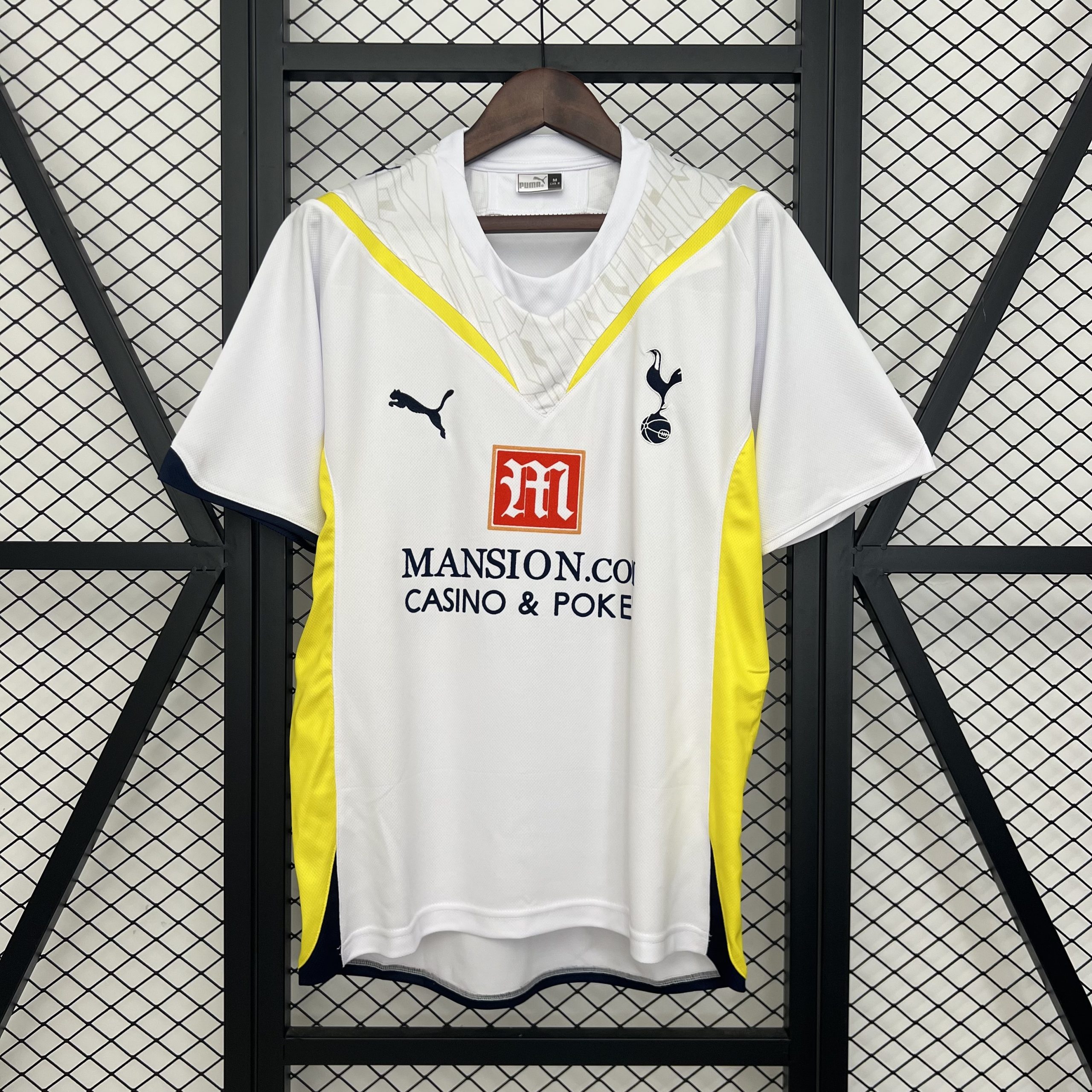 Tottenham Hotspur Retro Football Jersey Home Custom Shirt 2009/10