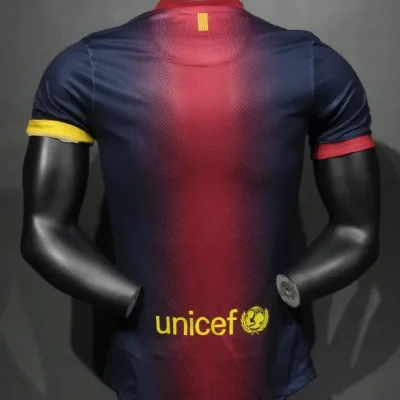 Alternative view of Barcelona Retro Jersey Home Soccer Shirt 2012-13