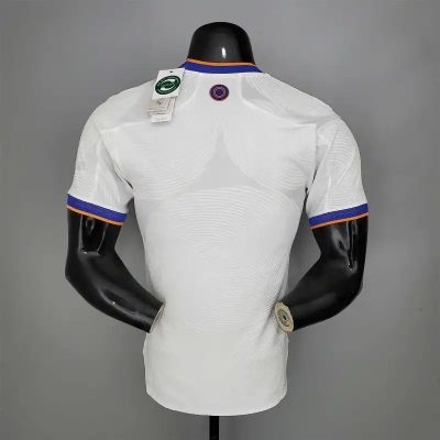 Alternative view of Real Madrid  Retro Jersey Home Soccer Shirt 2021/22