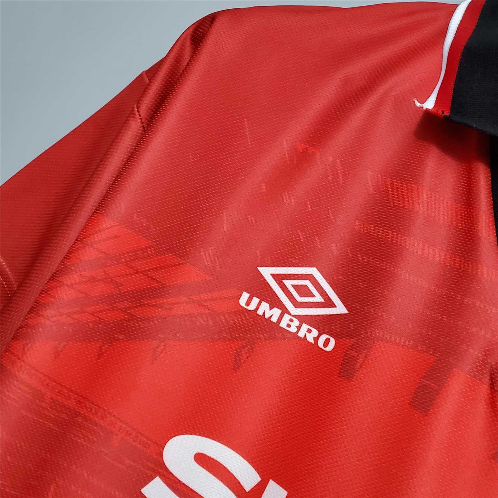 Manchester United Retro Home Football Jersey Shirt 1994/96 - Image 5