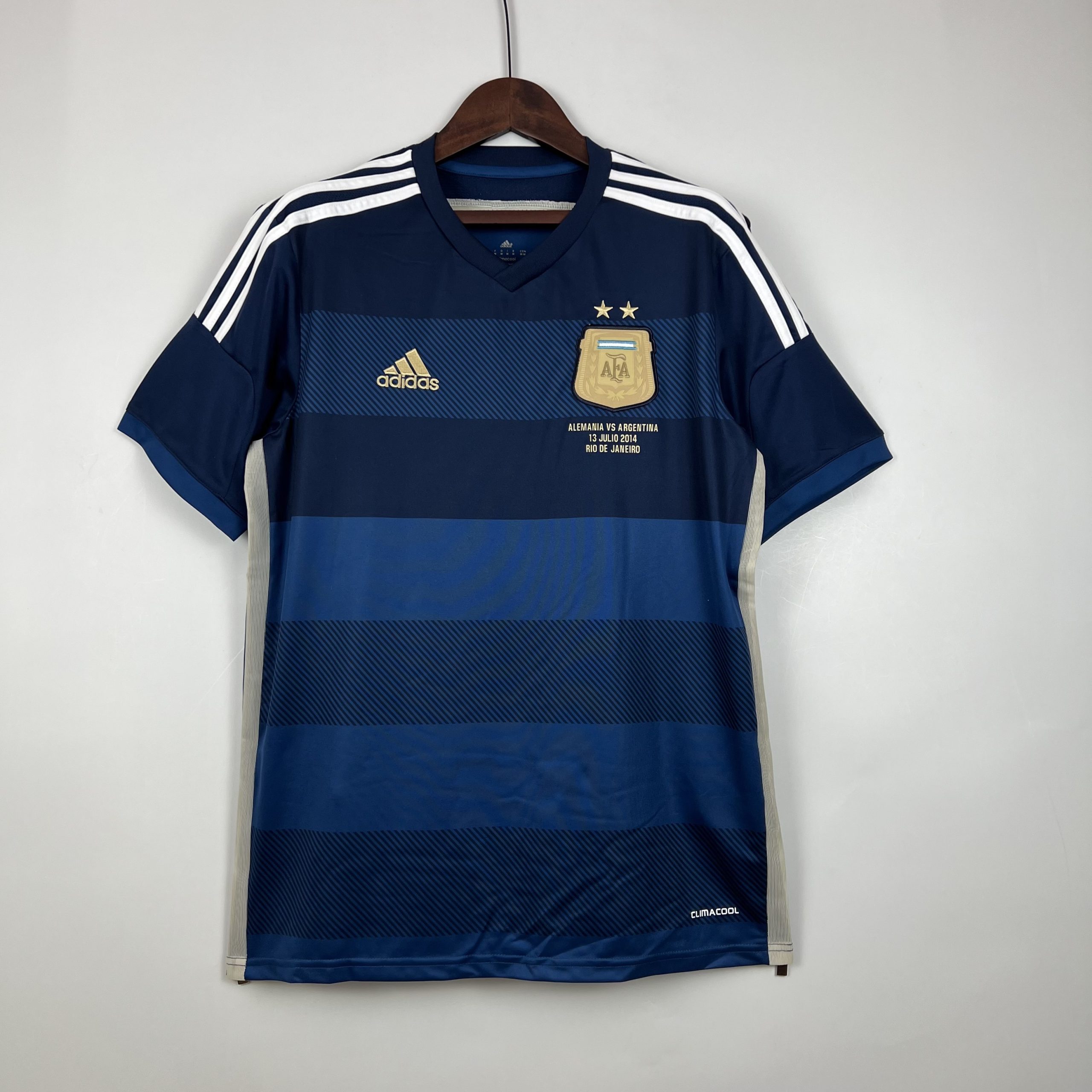 Messi #10 Argentina Retro Jersey Away Football Jersey 2014 - Image 2
