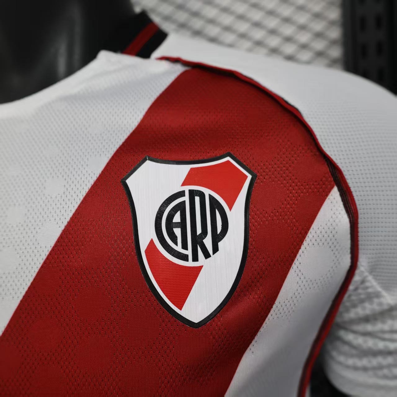 River Plate Soccer Jersey Home Shirt 2025/26 - Image 4