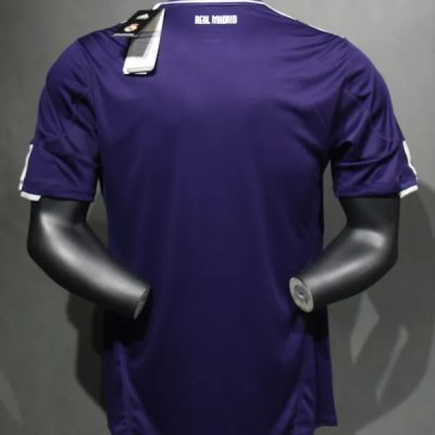 Alternative view of Real Madrid Retro Jersey Third Away Soccer Shirt 2010/11