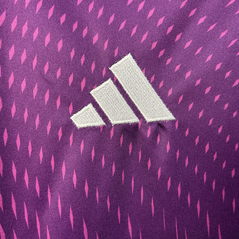 Real Madrid Football Jersey Goalkeeper Custom Shirt 2025/26 - Image 4