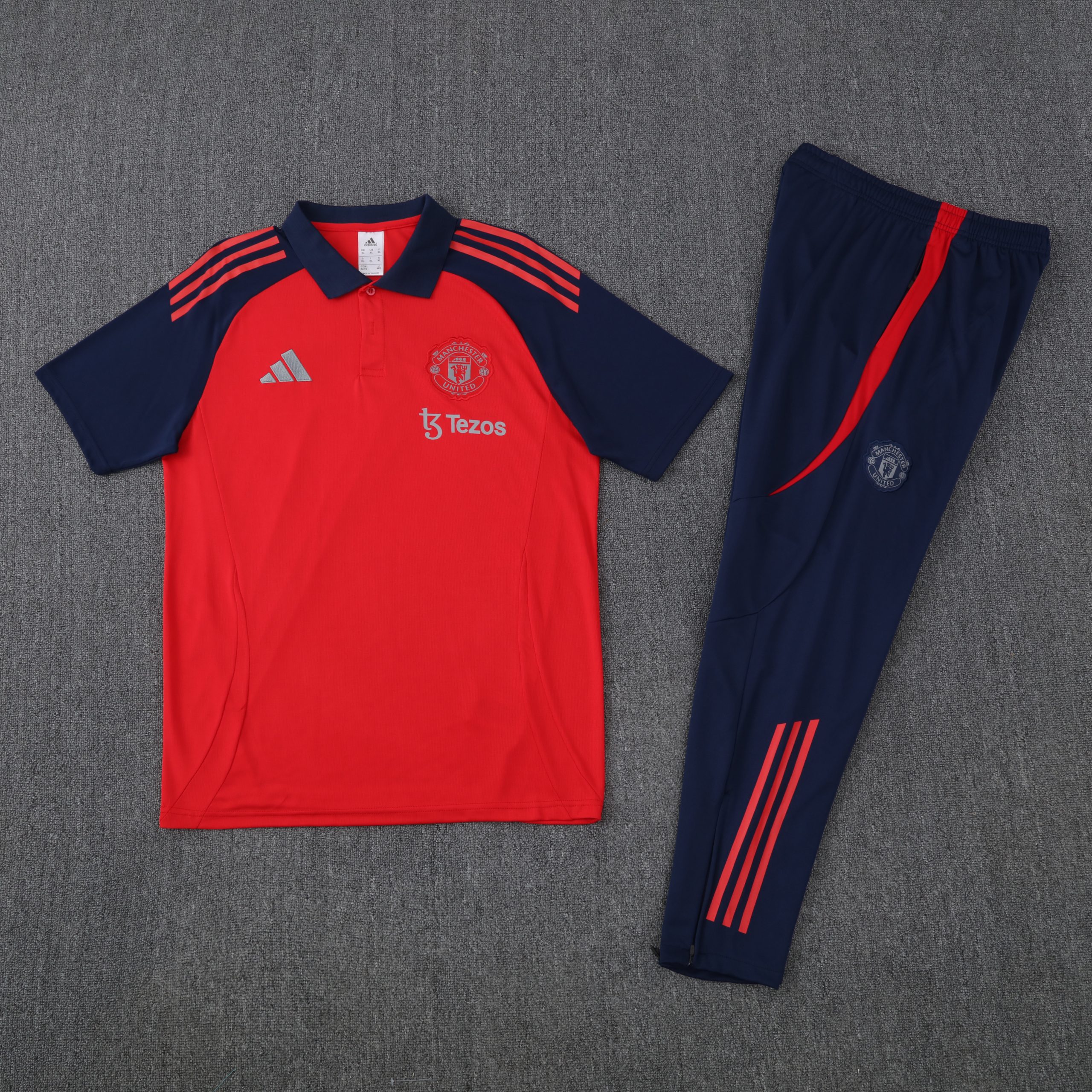 Manchester United Training Kit (Polo+Pants) 2025/26 - Image 6