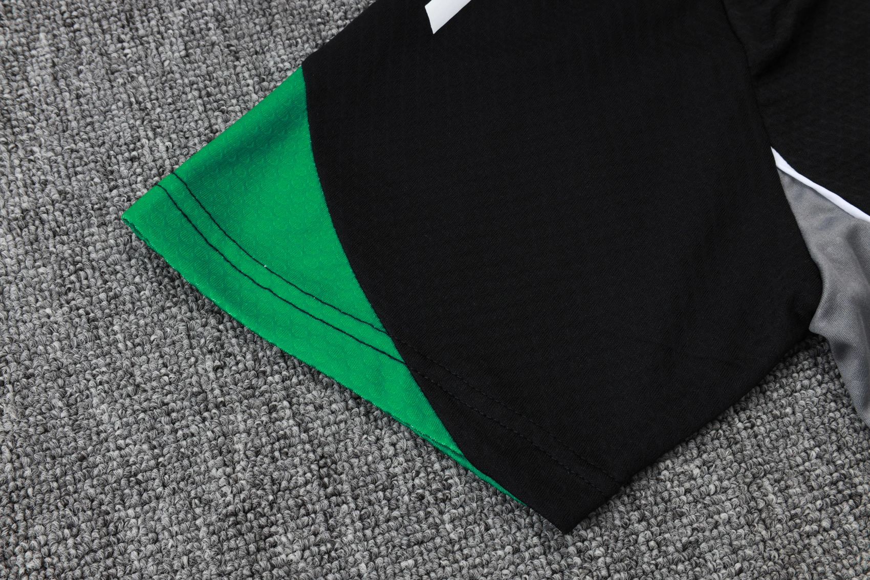 Arsenal Training Jersey Kit Black 2025/26 - Image 4