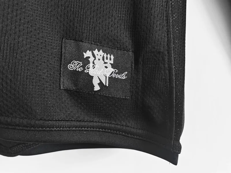 Manchester United Retro Away Football Jersey Shirt 2007/08 - Image 2