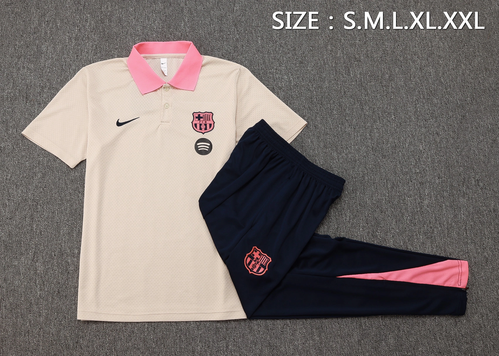 Barcelona Training Kit (Polo+Pants) Beige 2025/26 - Image 3