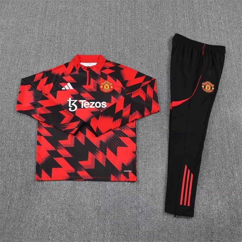 Manchester United Pre-Match Training Kit (Sweatshirt+Pants) Red 2025/26 - Image 3
