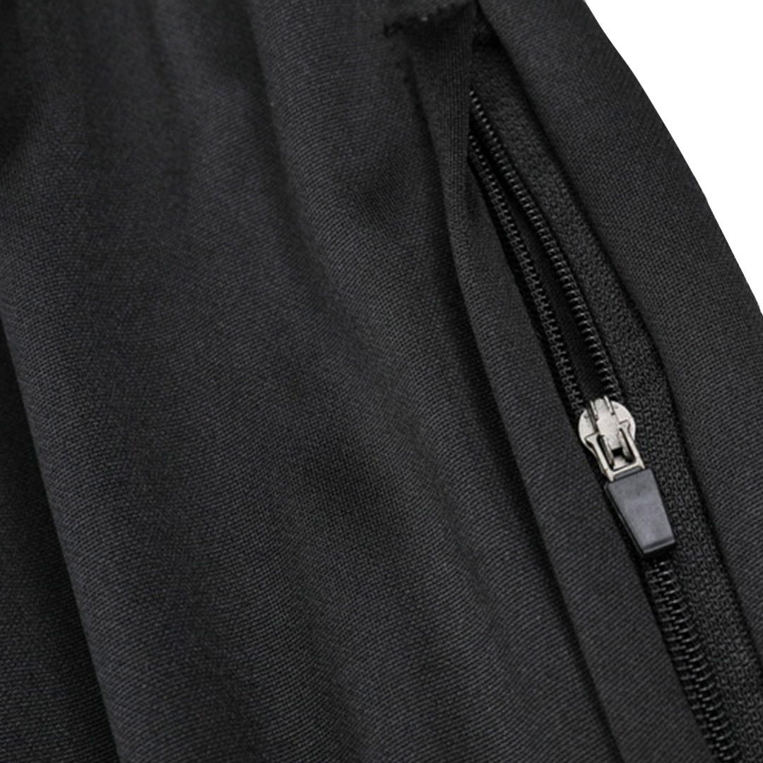 Liverpool Zipper Sweat Kit (Top+Pants) 2024/25 - Image 5