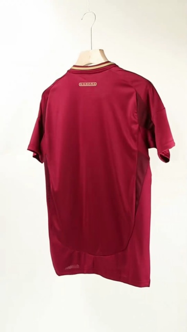 Roma Soccer Jersey Home Custom Shirt 2024/25 - Image 2