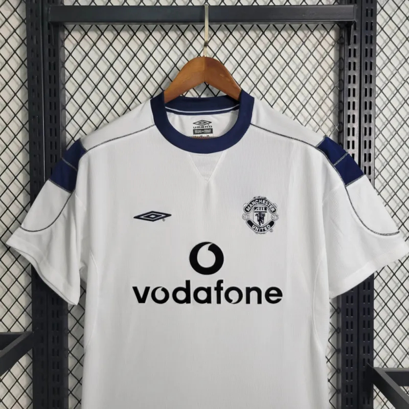 Manchester United Retro Away Football Jersey Shirt 2000/01 - Image 4
